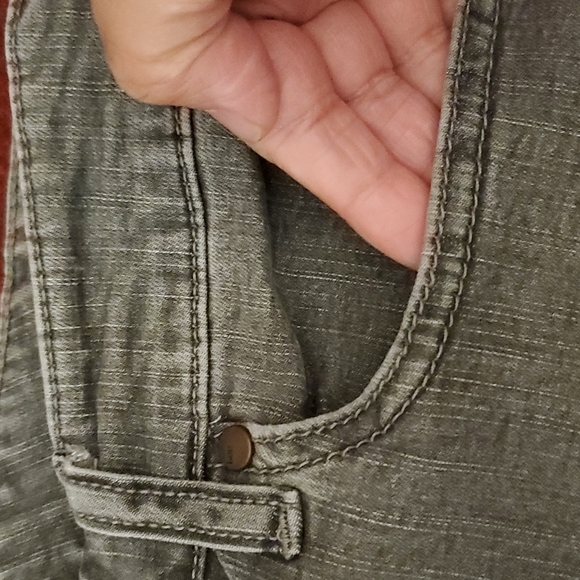 Lee Slender Secret Lower On The Waist Women's Gray Jeans - Size 16 Short - Picture 5 of 8